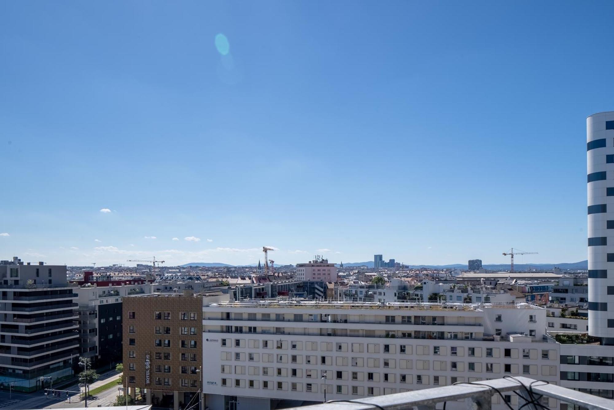 Whats-app Self-check-in - Paerchen Am Hauptbahnhof Apartment Wien